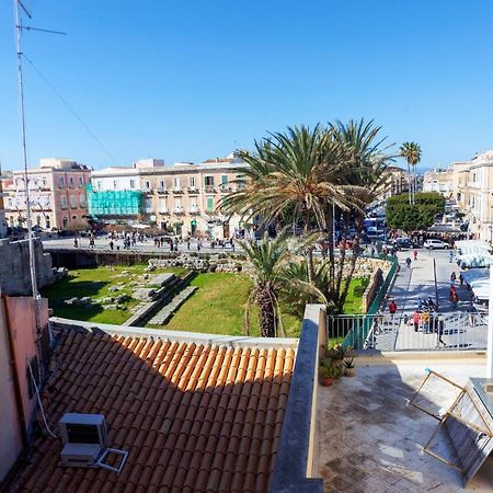 Апартаменты La Terrazza Sul Tempio Di Apollo Сиракузы Экстерьер фото